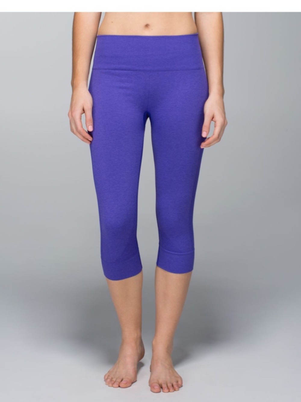 Lululemon Seamlessly Street Crop Leggings in Bruised Berry